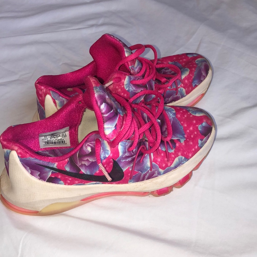Kd 8 Aunt Pearls